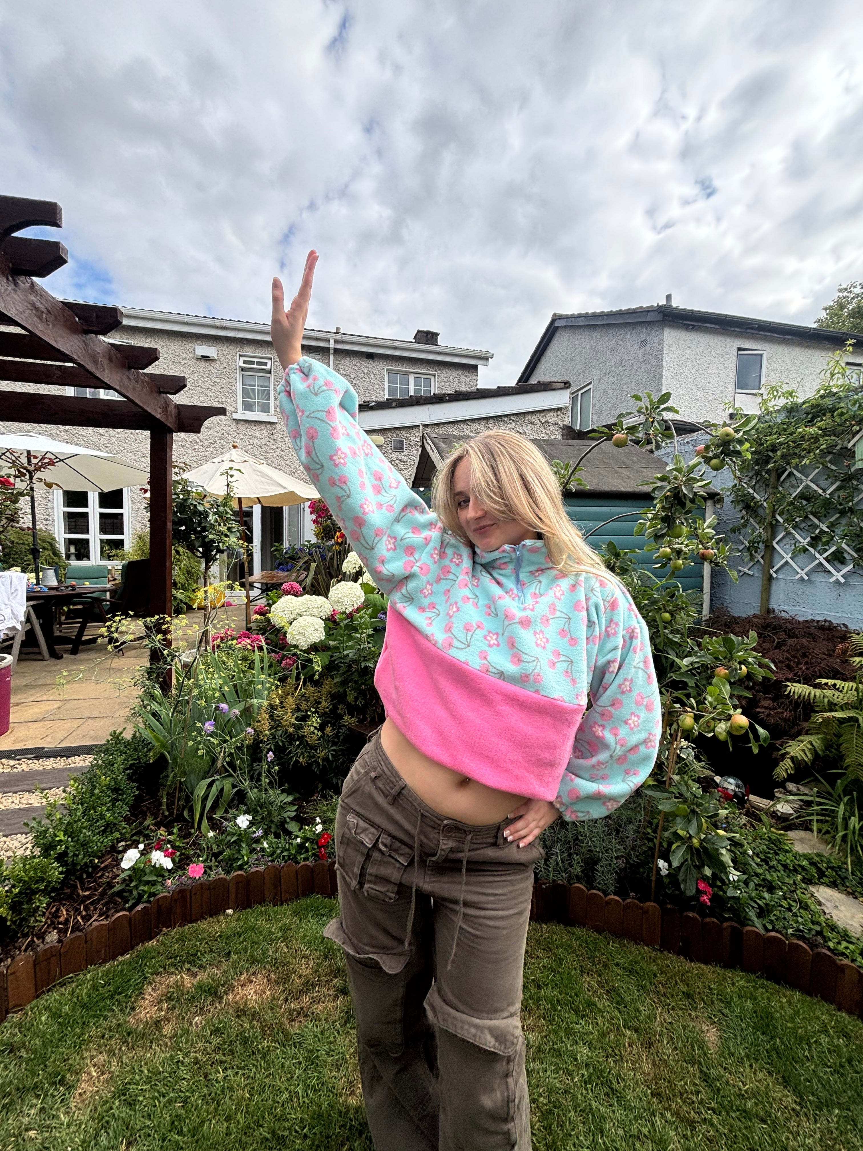 Cherry Fleece XS/S