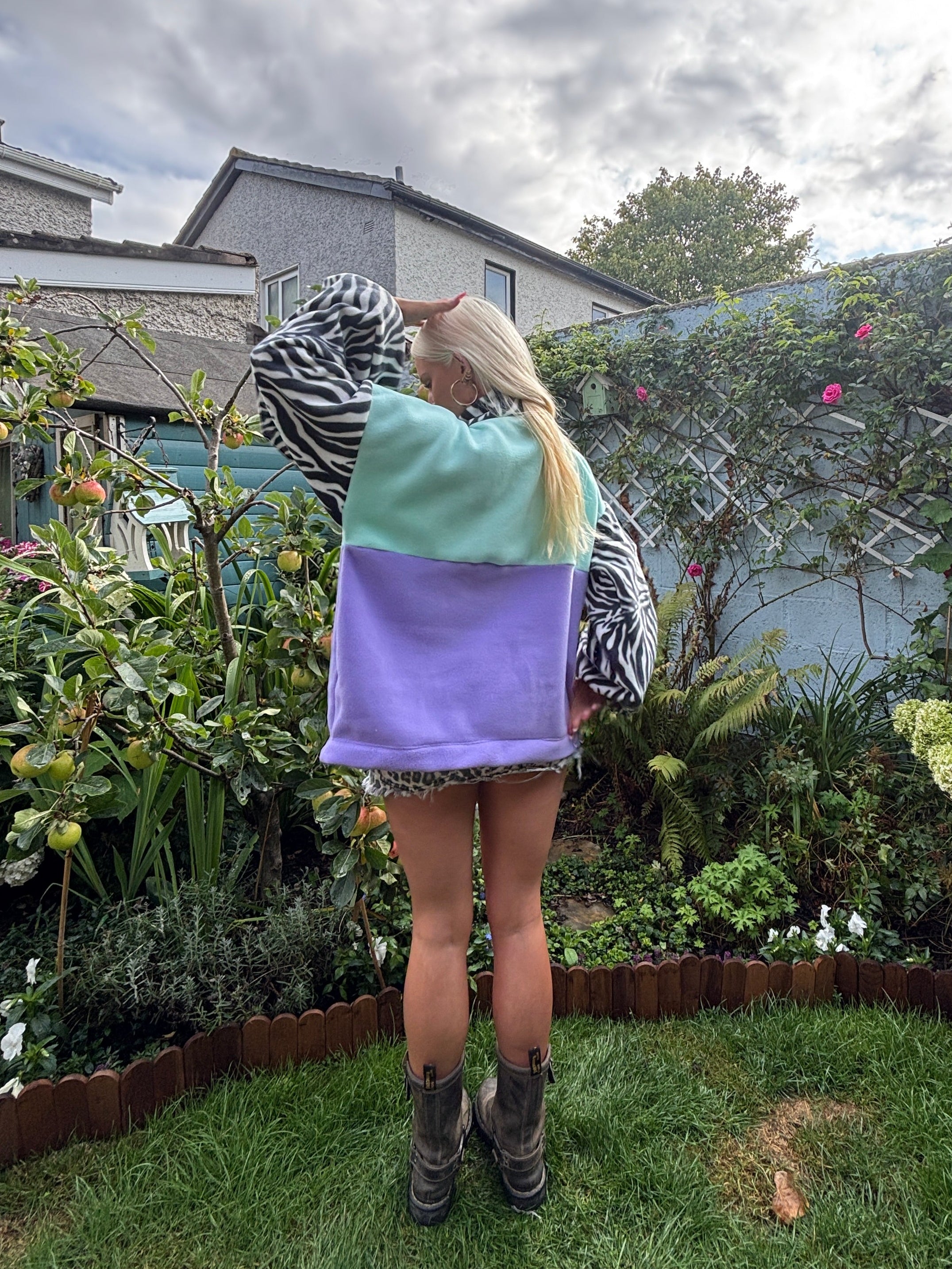 Zebra Sleeve Fleece M/L