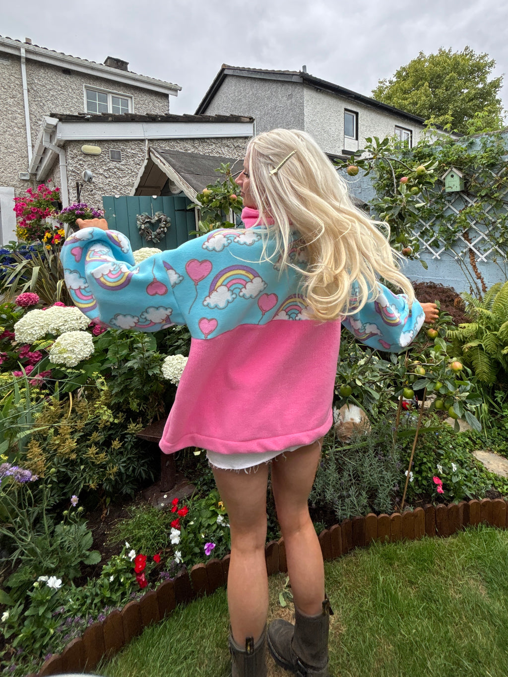 Rainbow Fleece M/L
