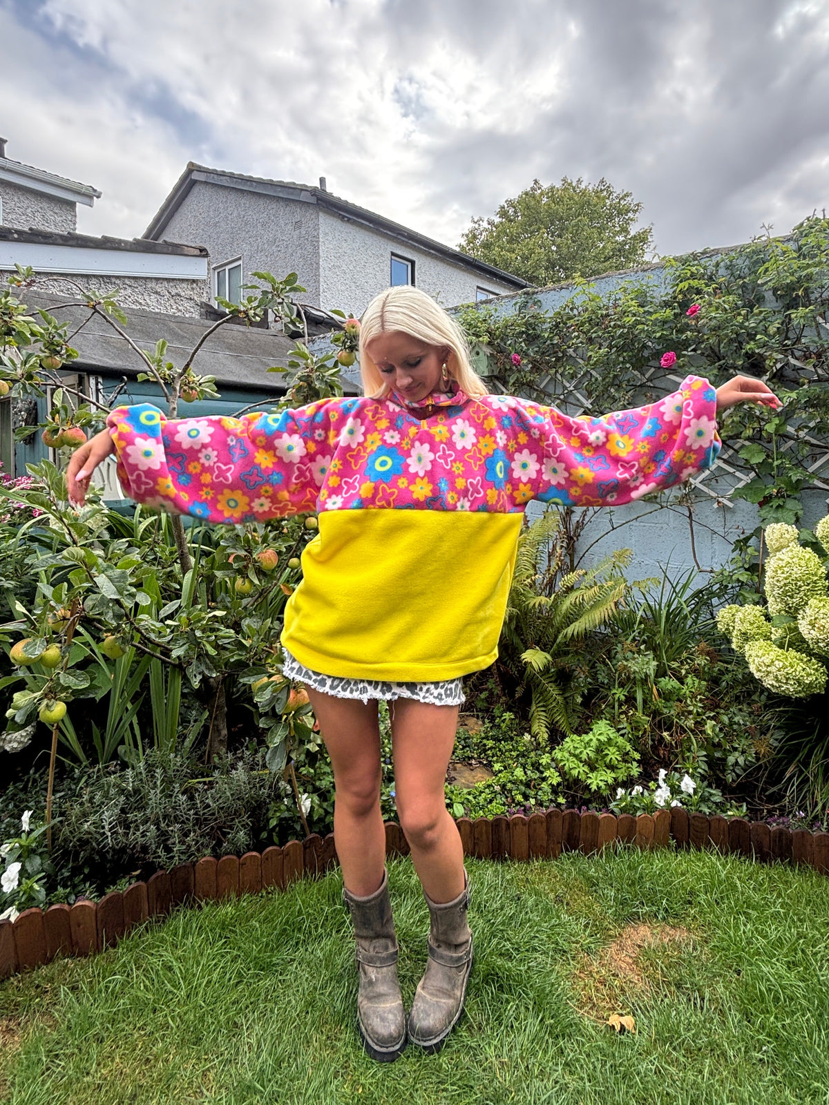 Summer Flower Fleece M/L