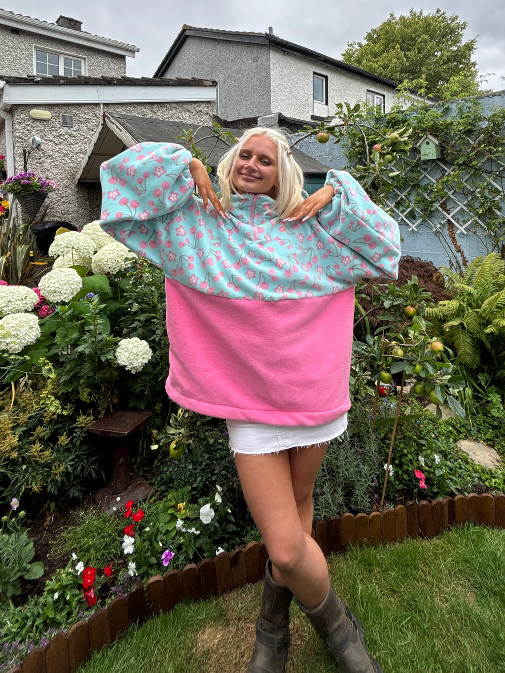 Cherry Fleece M/L