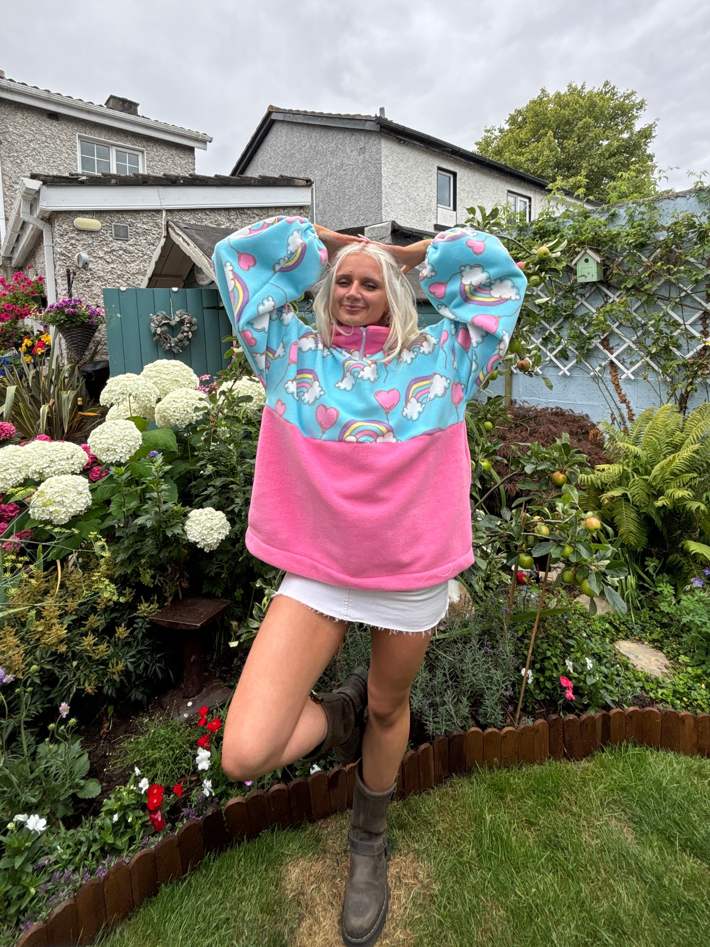 Rainbow Fleece M/L